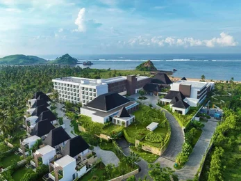 Pullman Lombok Mandalika Beach Resort 5*